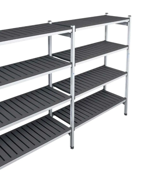 Tonon kök/lagerhyllor