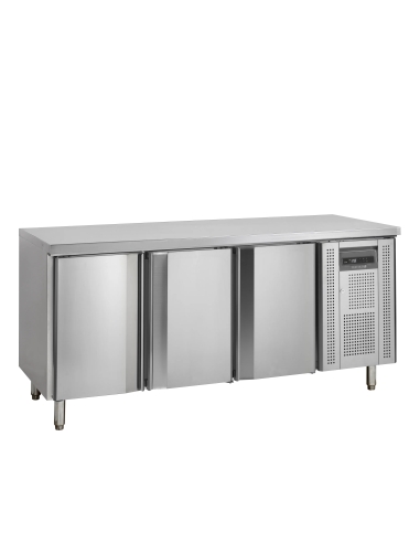 Kylbänk 3 dörrar SK6310