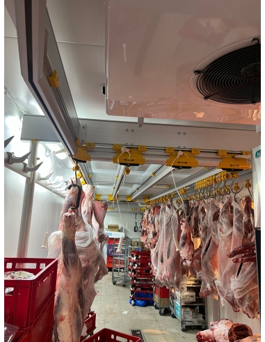 Automatiskt köttupphängningssystem
