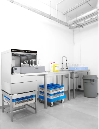 Underbänkdiskmaskin 50 × 50 cm med elektronisk styrning - Tre diskprogram: 60, 120 och 180 sekunder